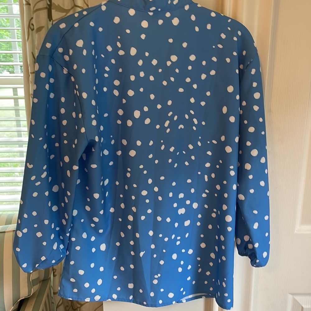 Lightweight blouse